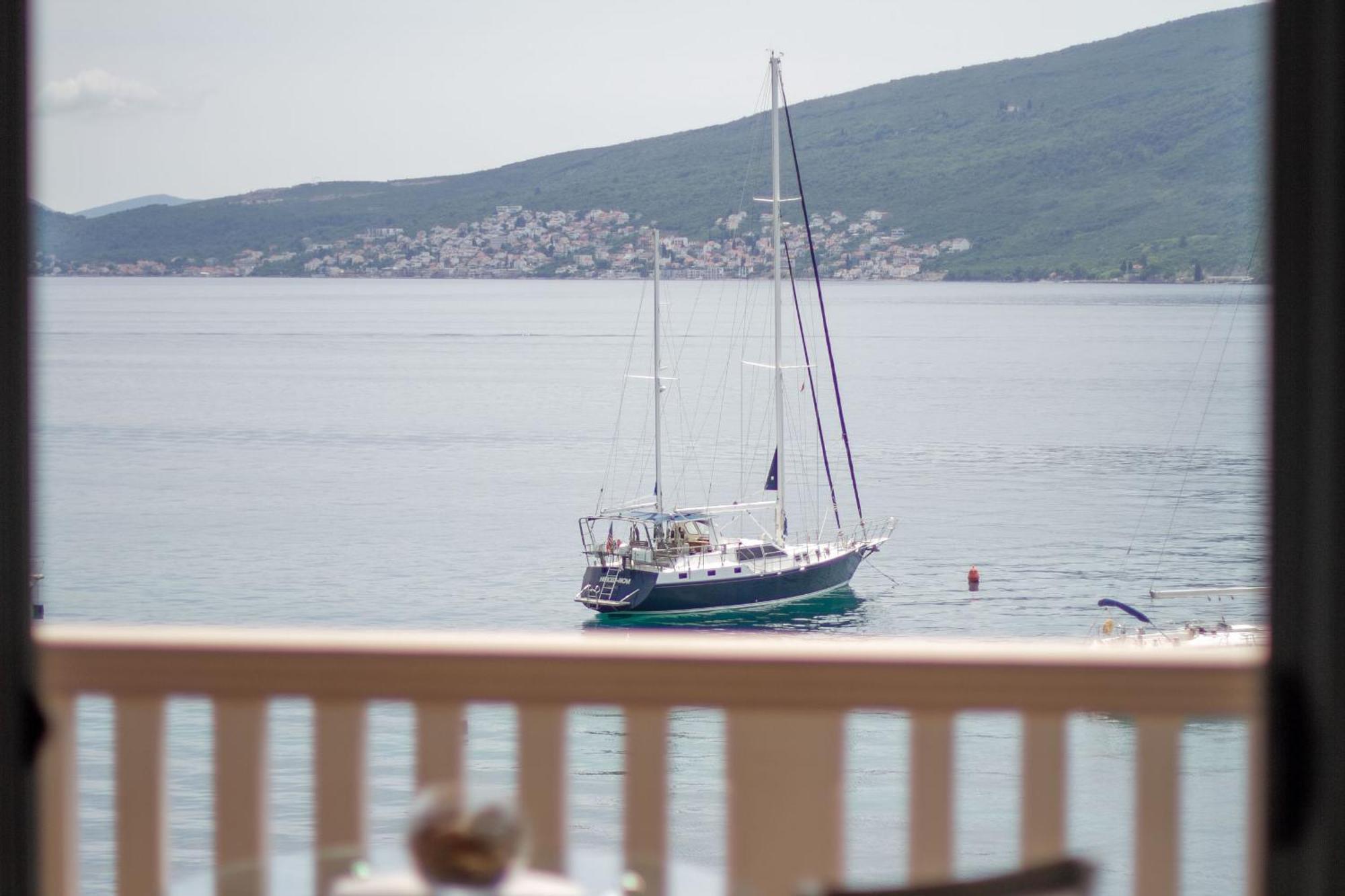Vila Jadranka Apartments Herceg Novi Zewnętrze zdjęcie