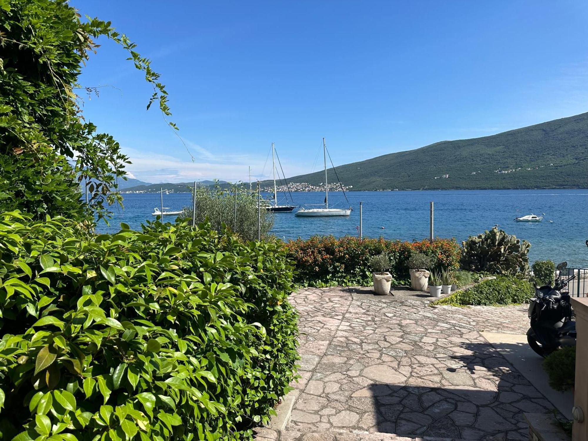 Vila Jadranka Apartments Herceg Novi Zewnętrze zdjęcie