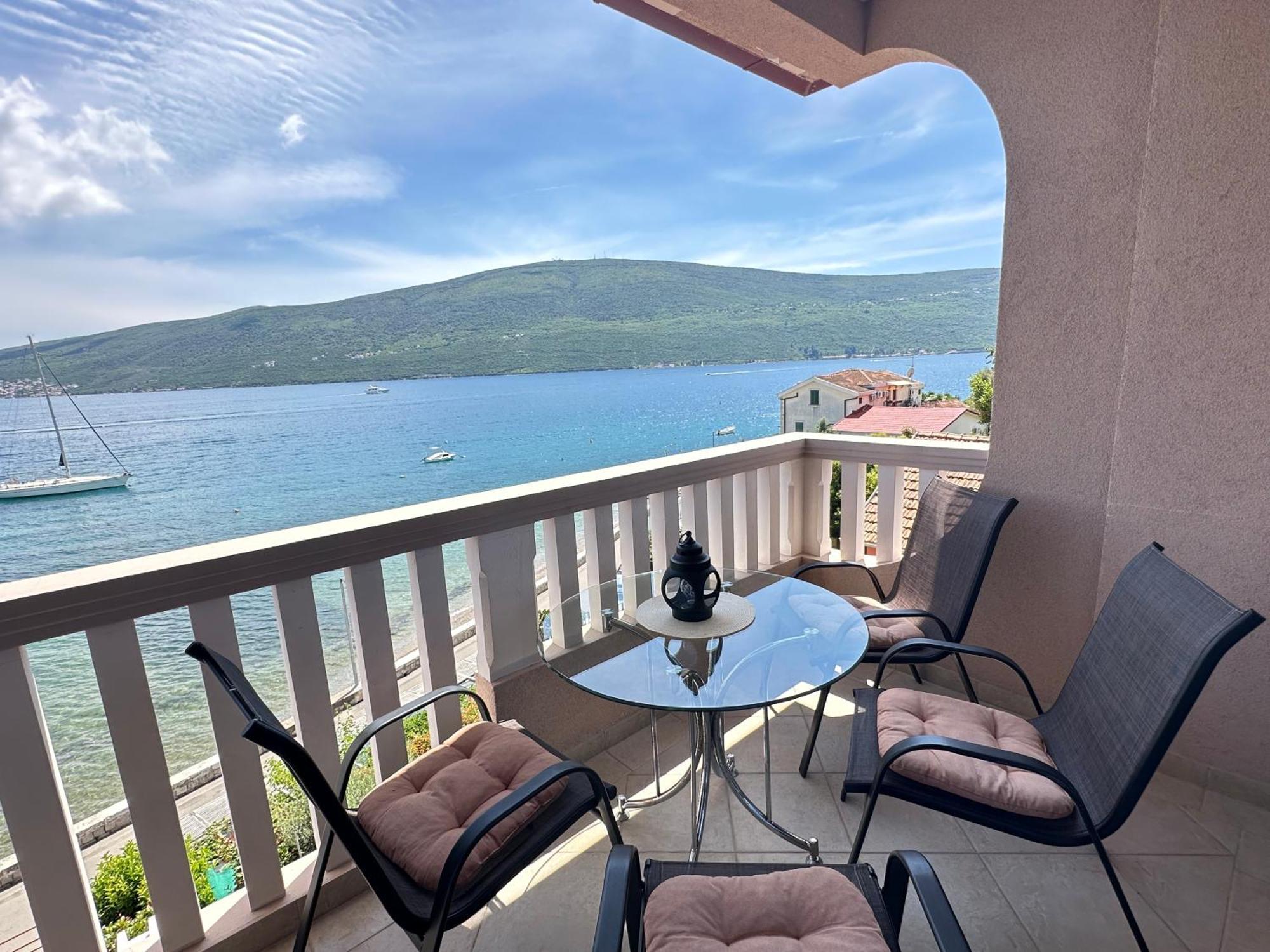 Vila Jadranka Apartments Herceg Novi Zewnętrze zdjęcie